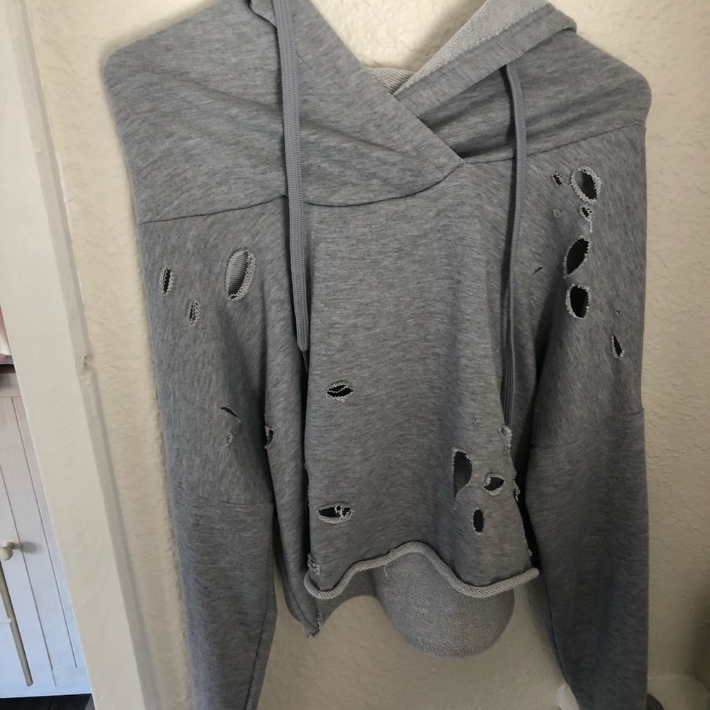 Rue 21 cropped hoodie